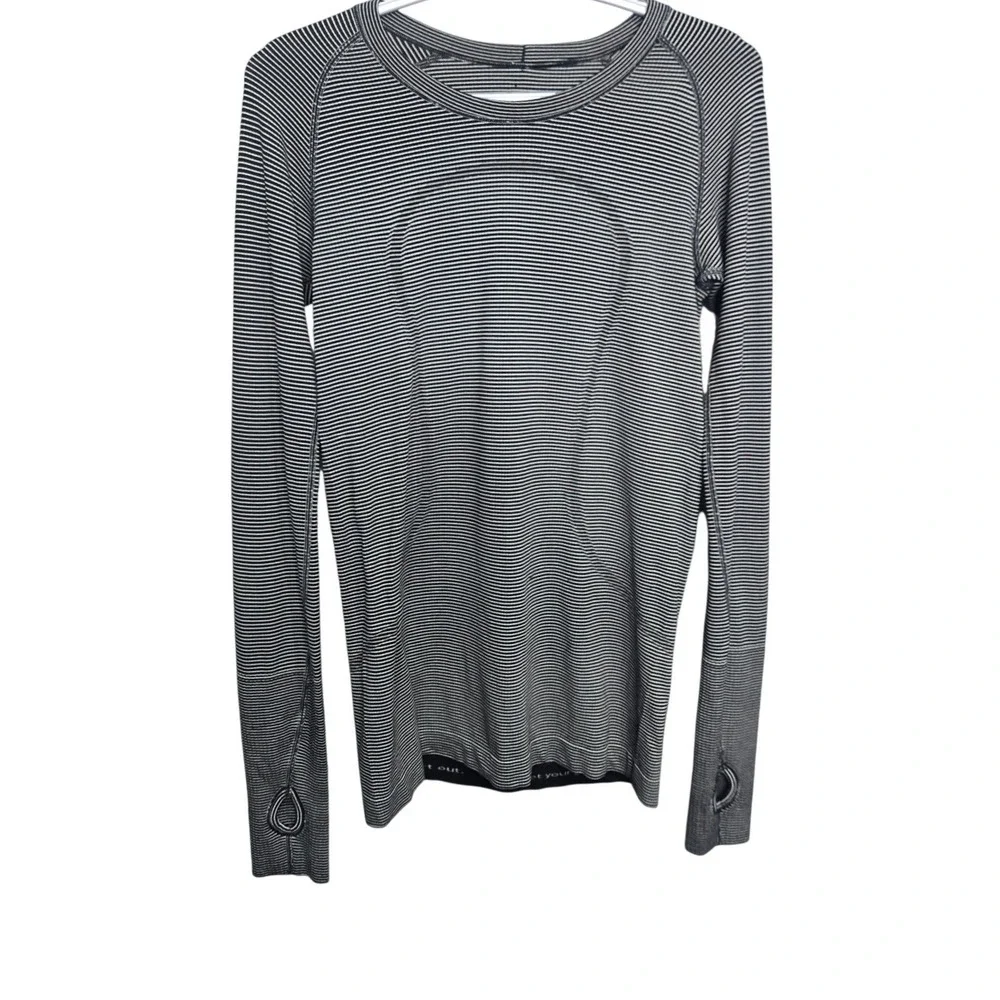 Lululemon Swiftly Tech Long Sleeve Women Size 8 Black White Striped Thumbholes‎